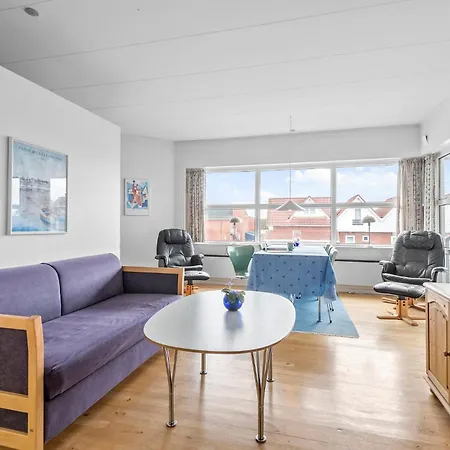 2 Bedroom Stunning In Lägenhet *